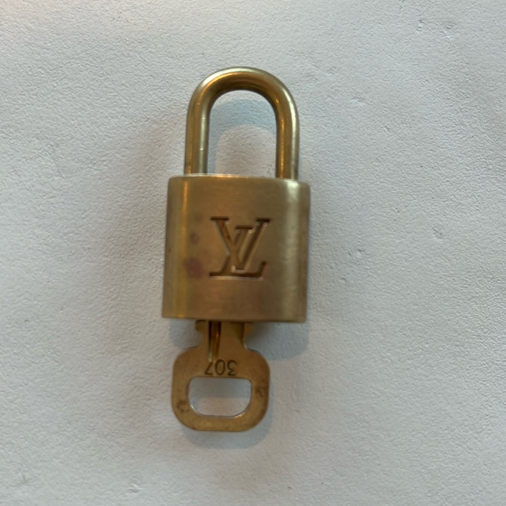 Louis Vuitton LV gold lock & key #307